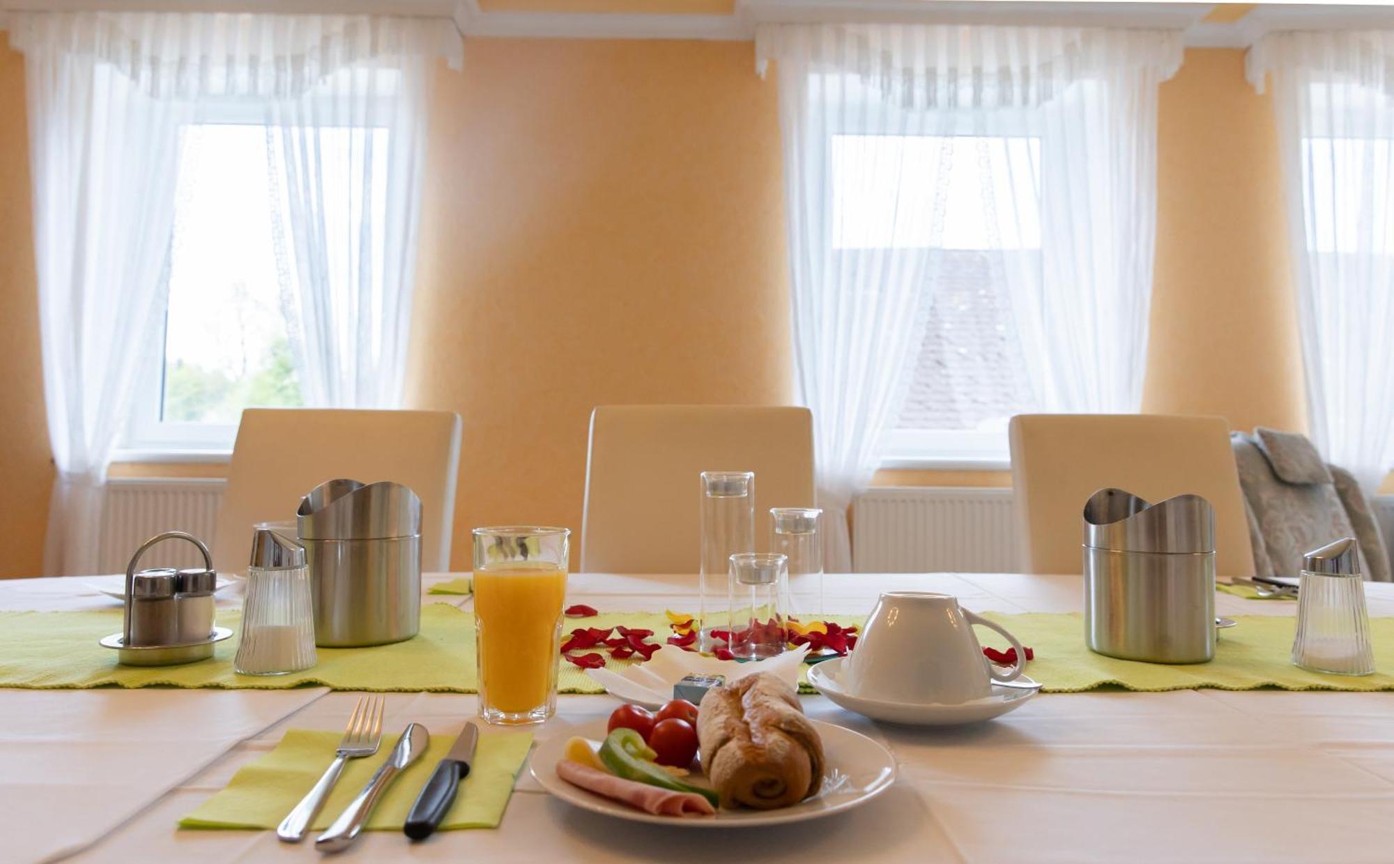 Bed and Breakfast Wohlfuehlwelt Riegler Allentsteig Экстерьер фото